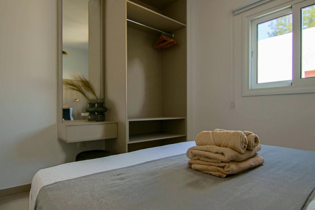 Phaedrus Living Seaview Flat Limnaria 154 Apartment Пафос Екстериор снимка