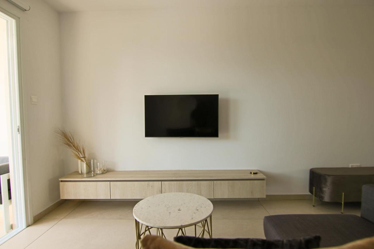 Phaedrus Living Seaview Flat Limnaria 154 Apartment Пафос Екстериор снимка